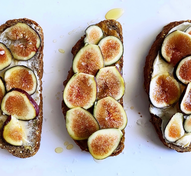 Simple Pleasures: Fig Toast With Ricotta & Honey